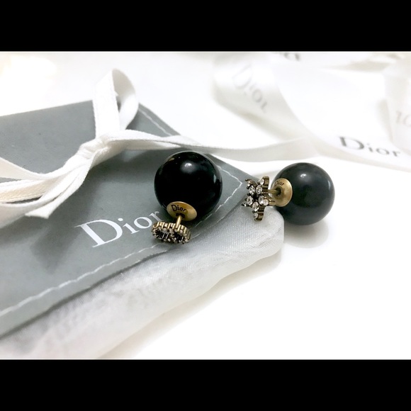 ♦️sold♦️Dior brass CD and star tribale $550 - Picture 5 of 8